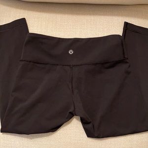 Lulu Lemon cropped leggings